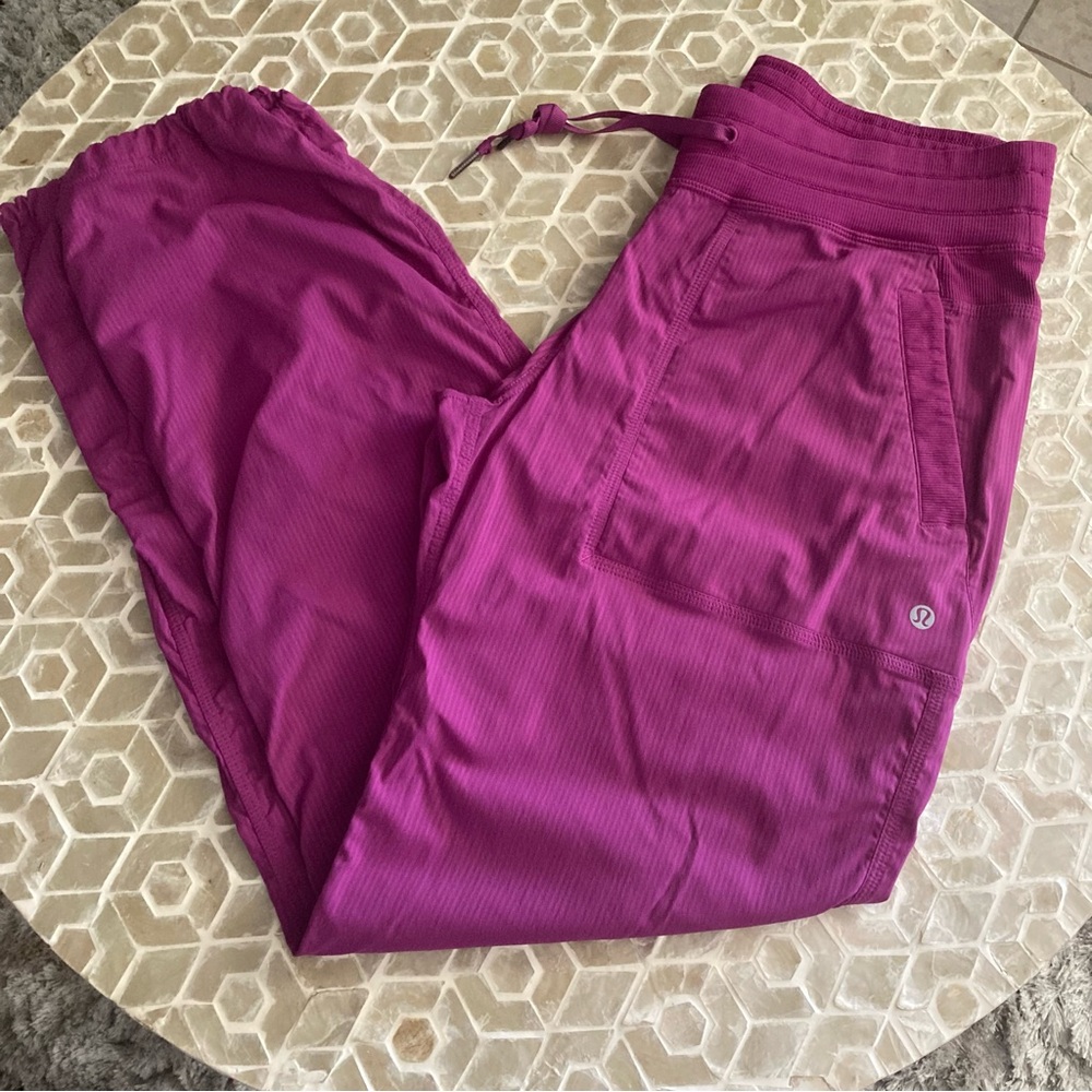 SOLD! Lululemon Studio Pant III in ‘Regal Plum’ - Picture 8 of 9